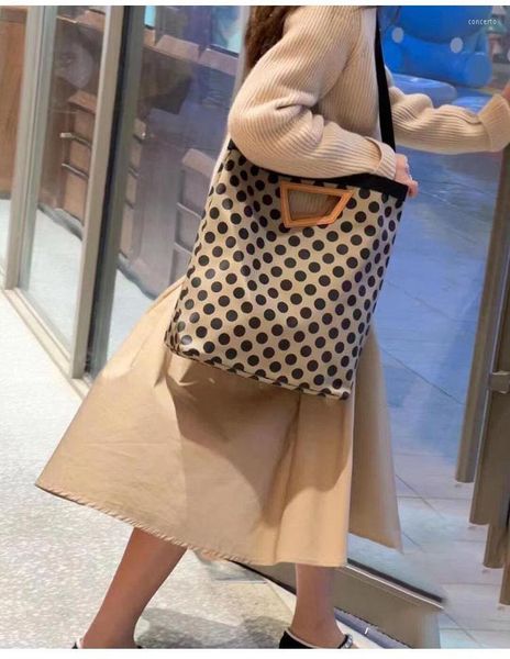 evening bags fashion black khaki dots woman casual bag lady shoulder luxury canvas shopping totes cute
evening bags fashion black khaki dots woman casual bag lady shoulder luxury canvas shopping totes cute