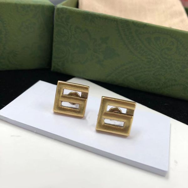 stud earrings light luxury brand designer classic fashion retro simple style 925 silver needle wedding couple gift with box with stamp, Golden;silver
stud earrings light luxury brand designer classic fashion retro simple style 925 silver needle wedding couple gift with box with stamp, Golden;silver