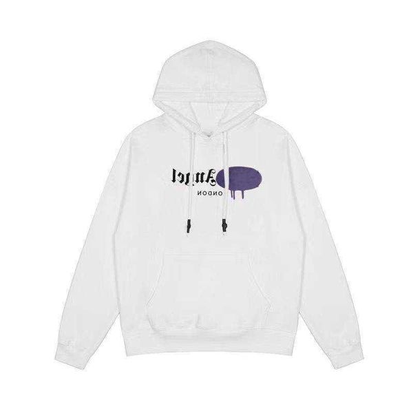 2022 fashion brand hoodie autumn and winter high street men and women spray graffiti sweatshirts white and purple, Black
2022 fashion brand hoodie autumn and winter high street men and women spray graffiti sweatshirts white and purple, Black