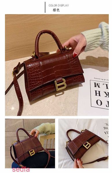 luxury designer handbags balencigas's hourglass bags ladies shoulder crossbody crocodile pattern bag female trend letter personality ve
luxury designer handbags balencigas's hourglass bags ladies shoulder crossbody crocodile pattern bag female trend letter personality ve
