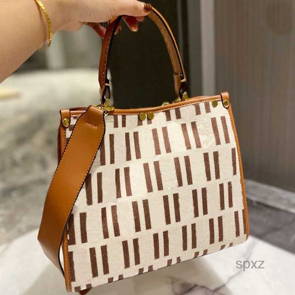 evening bags 2022 handbag shoulder bag women's cross body bags strap detachable adjustable length highcapacity palladium plated finish
evening bags 2022 handbag shoulder bag women's cross body bags strap detachable adjustable length highcapacity palladium plated finish