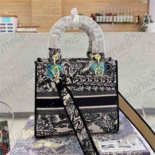 luxurious evening handbags designer totes bag quality women lady shoulder cross body multifunctional summer shopping package
luxurious evening handbags designer totes bag quality women lady shoulder cross body multifunctional summer shopping package