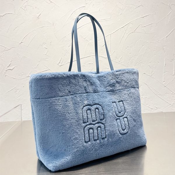 winter soft fur shopping handbags large capacity totes embossing letters women shoulder bag holiday travel bags
winter soft fur shopping handbags large capacity totes embossing letters women shoulder bag holiday travel bags