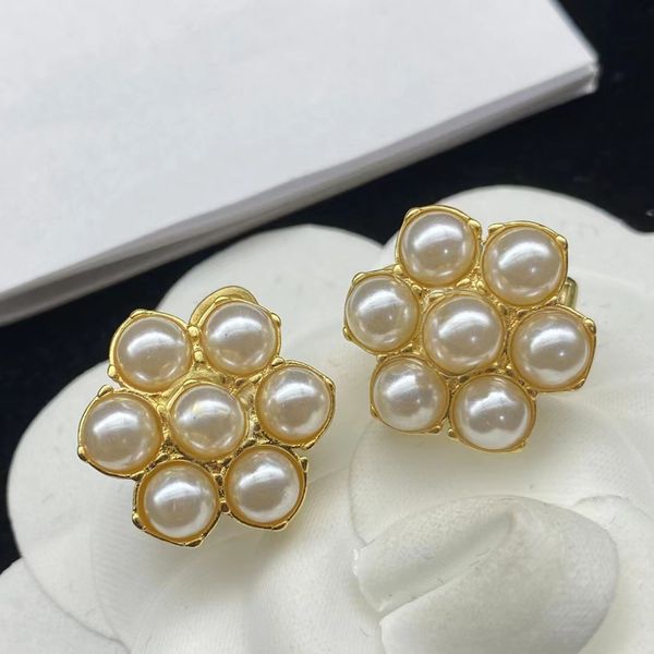 stud earrings light luxury brand designer fashion classic pearl petal shape wedding couple gift jewelry with box with stamp, Golden;silver
stud earrings light luxury brand designer fashion classic pearl petal shape wedding couple gift jewelry with box with stamp, Golden;silver