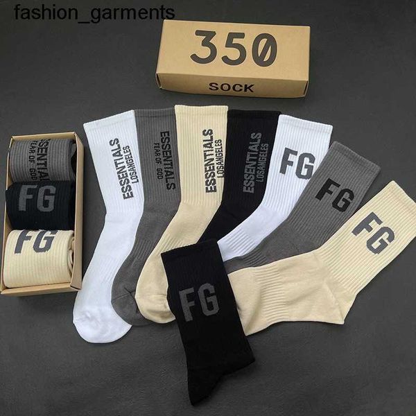 dsigner men's socks skateboarding men essential women couples tide socks letter middle tube socks cotton trend, Black
dsigner men's socks skateboarding men essential women couples tide socks letter middle tube socks cotton trend, Black