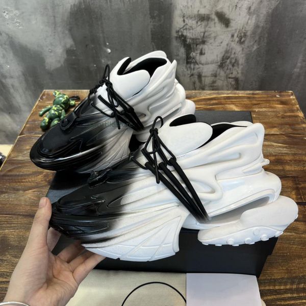 sneakers casual shoes sport shoe trainers runner sneaker leather unicorn fashion outdoor space metaverse designer men women 001
sneakers casual shoes sport shoe trainers runner sneaker leather unicorn fashion outdoor space metaverse designer men women 001