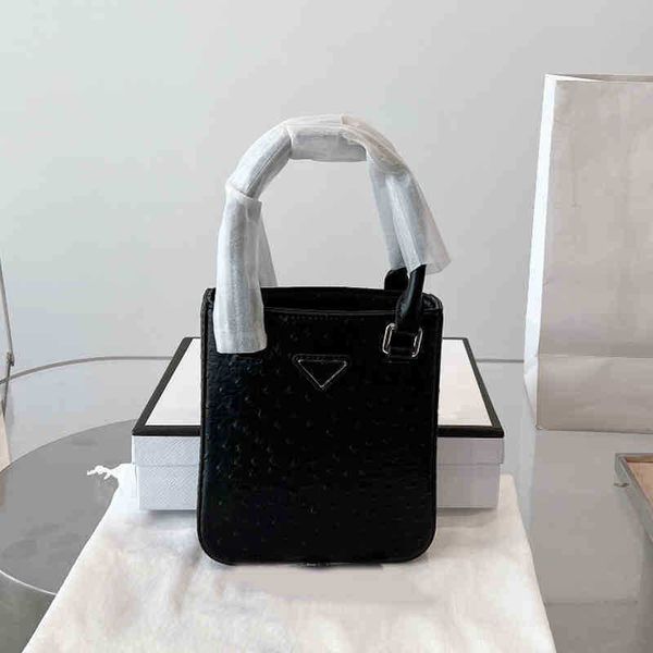 pra da bag fashion cleo hobo bag luxury s designer bags tote o women designers wallet fashion hobo bag high capacity shopping crossbody hand
pra da bag fashion cleo hobo bag luxury s designer bags tote o women designers wallet fashion hobo bag high capacity shopping crossbody hand