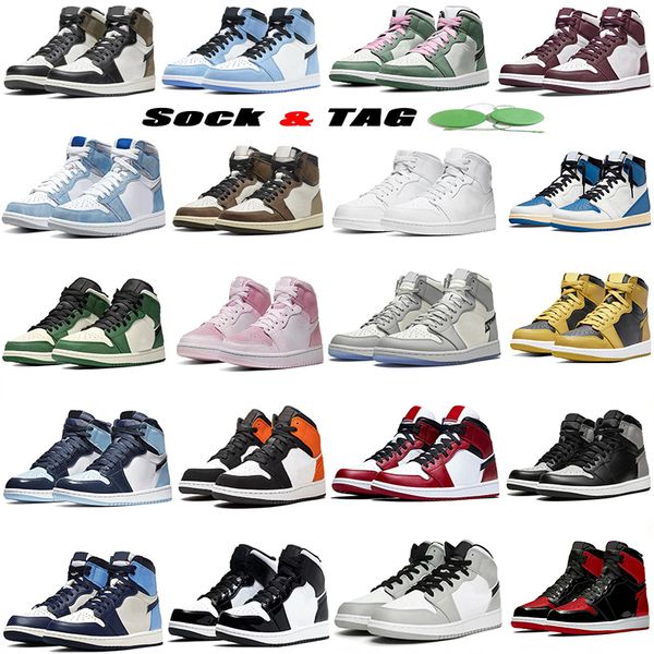 2022 new jumpman 1s basketball shoes mens womens dark mocha university red unc light smoke grey hyper chicago bred royal silver toe shadow, Black
2022 new jumpman 1s basketball shoes mens womens dark mocha university red unc light smoke grey hyper chicago bred royal silver toe shadow, Black