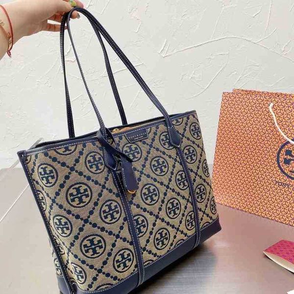 handbag torysburchs womens bag tbmiller embroidery old flower tote bag high texture fabric versatile shoulder bagjy4s
handbag torysburchs womens bag tbmiller embroidery old flower tote bag high texture fabric versatile shoulder bagjy4s