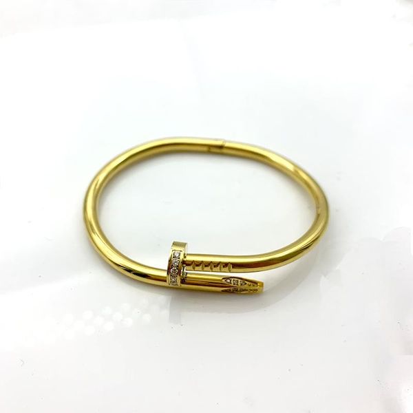 love bracelet women stainless steel couple Cuff bangle open nails in hands Christmas girls accessories wholesale Europe and America
love bracelet women stainless steel couple Cuff bangle open nails in hands Christmas girls accessories wholesale Europe and America