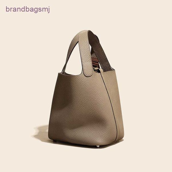 bags herme high end first layer togo leather women's bag fashion vegetable basket hand net red bucket 2021 new
bags herme high end first layer togo leather women's bag fashion vegetable basket hand net red bucket 2021 new
