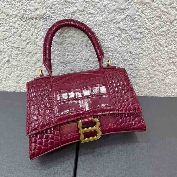 designer bags bbalencaig'as b home hourglass leather one shoulder 2022 diagonal hand fashion crocodile pattern versatile messenger wome
designer bags bbalencaig'as b home hourglass leather one shoulder 2022 diagonal hand fashion crocodile pattern versatile messenger wome