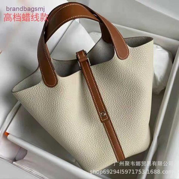 bags herme high grade hand sewn vegetable basket women's bag leather tc lychee grain bucket wax thread
bags herme high grade hand sewn vegetable basket women's bag leather tc lychee grain bucket wax thread