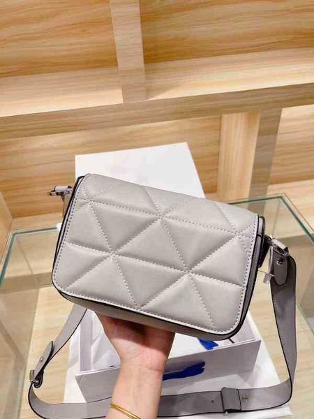 designer luxury women the tote bag fashion versatile handbags shoulder crossbody bags purse telfars totes large capacity saddle wallets 7a h
designer luxury women the tote bag fashion versatile handbags shoulder crossbody bags purse telfars totes large capacity saddle wallets 7a h