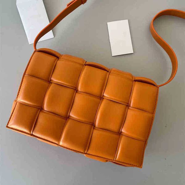 designer luxury women bag bottegas handbag fashion inclined shoulder womens bags versatile purses totes large capacity saddle venetas wallet
designer luxury women bag bottegas handbag fashion inclined shoulder womens bags versatile purses totes large capacity saddle venetas wallet