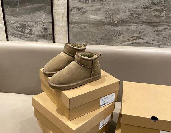 2022aus classical mini u5854 women snow boots keep warm boot latest fashion sheepskin cowskin genuine leather plush boots wholesale, Black
2022aus classical mini u5854 women snow boots keep warm boot latest fashion sheepskin cowskin genuine leather plush boots wholesale, Black