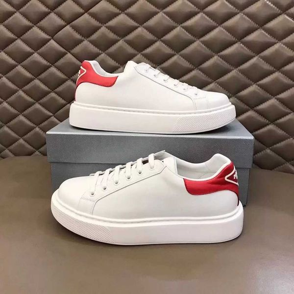 famous brands men macro leather sneakers shoes rubber triangle white black calf leather sole casual walking comfort outdoor trainers
famous brands men macro leather sneakers shoes rubber triangle white black calf leather sole casual walking comfort outdoor trainers