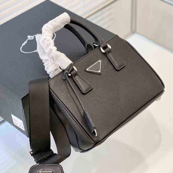 designer luxury women the tote bag fashion versatile handbags shoulder crossbody bags purse telfars totes large capacity saddle wallets 7a m
designer luxury women the tote bag fashion versatile handbags shoulder crossbody bags purse telfars totes large capacity saddle wallets 7a m