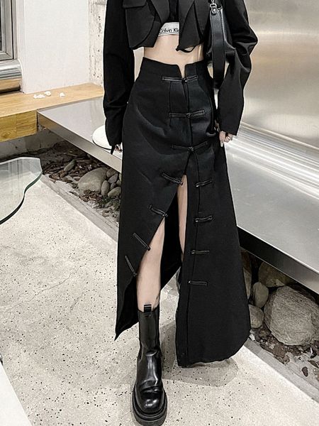 skirts high waist personality cheongsam buckle design vintage slit aline black skirt streetwear harajuku style midcalf skirt 220924
skirts high waist personality cheongsam buckle design vintage slit aline black skirt streetwear harajuku style midcalf skirt 220924