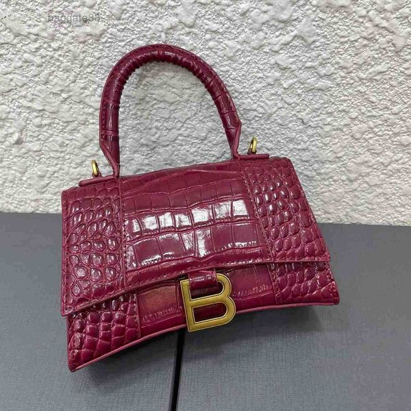designer bags bbbalencaig'as b home hourglass leather one shoulder 2022 diagonal hand fashion crocodile pattern versatile messenger wo
designer bags bbbalencaig'as b home hourglass leather one shoulder 2022 diagonal hand fashion crocodile pattern versatile messenger wo