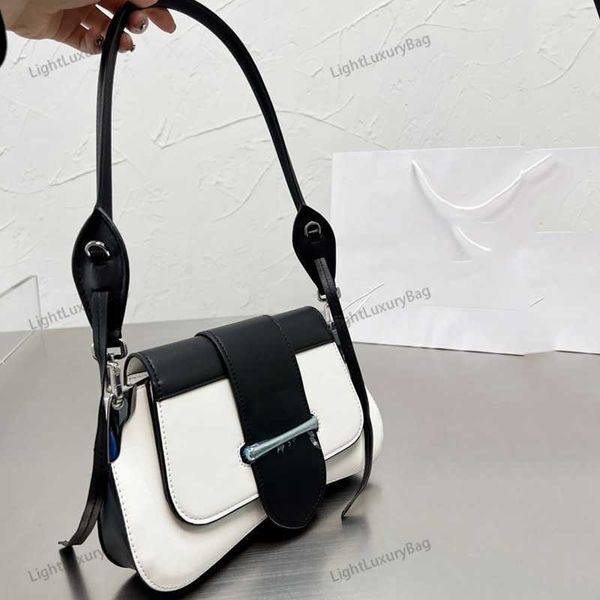 shoulder bag wild designer leather temperament wallet quality crossbody for women classic famous brand shopping purses 220302
shoulder bag wild designer leather temperament wallet quality crossbody for women classic famous brand shopping purses 220302