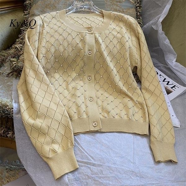 womens knits tees autumn and winter design wool sweater handsewn diamond rhombus cardigan coat women temperament allmatch knitted 220923, White
womens knits tees autumn and winter design wool sweater handsewn diamond rhombus cardigan coat women temperament allmatch knitted 220923, White