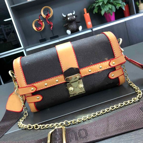 women men bag designer tote handbag luxury classic brand high imitation print shoulder bag fashion chain buckle wallet
women men bag designer tote handbag luxury classic brand high imitation print shoulder bag fashion chain buckle wallet