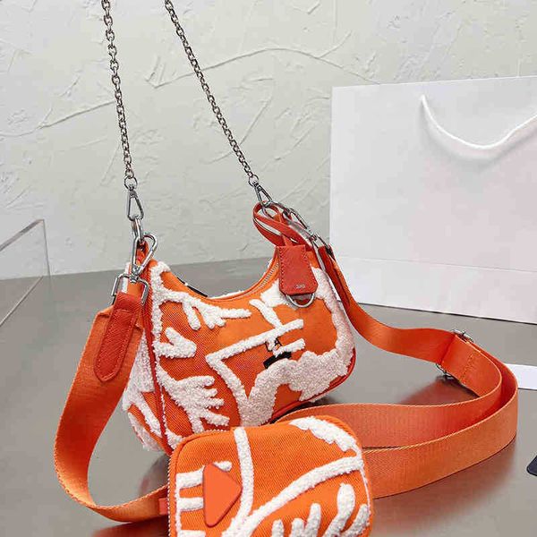 designer luxury women the tote bag fashion versatile handbags shoulder crossbody bags purse telfars totes large capacity saddle wallets 7a k
designer luxury women the tote bag fashion versatile handbags shoulder crossbody bags purse telfars totes large capacity saddle wallets 7a k