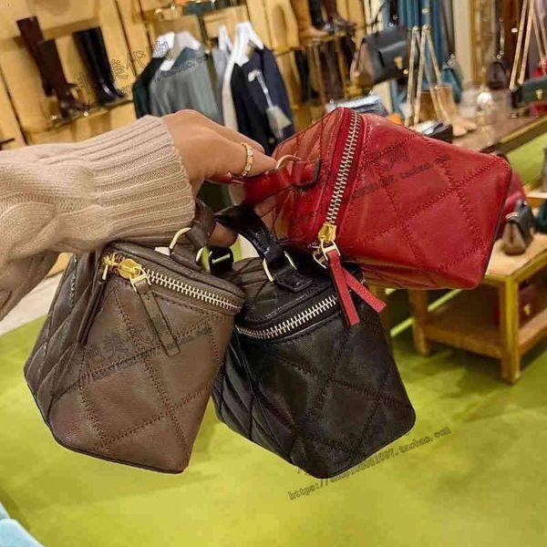 tory tote bag tb handbag luxury capacity torrys shoulder packs burchs messenger bags crossbody tbs ladies shopping handbags zhouzhoubao123 c
tory tote bag tb handbag luxury capacity torrys shoulder packs burchs messenger bags crossbody tbs ladies shopping handbags zhouzhoubao123 c