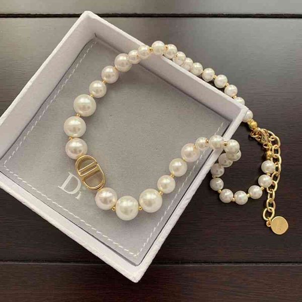 good quality 2022 factory wholesale new shell pearl necklace bracelet net red same neck simple clavicle chain female fashion woman necklace, Silver
good quality 2022 factory wholesale new shell pearl necklace bracelet net red same neck simple clavicle chain female fashion woman necklace, Silver