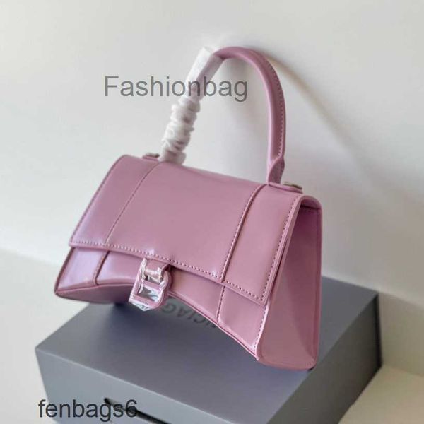 balenciga bags bag 2022 designer shoulder pink cherry blossom powder leather hourglass portable messenger
balenciga bags bag 2022 designer shoulder pink cherry blossom powder leather hourglass portable messenger