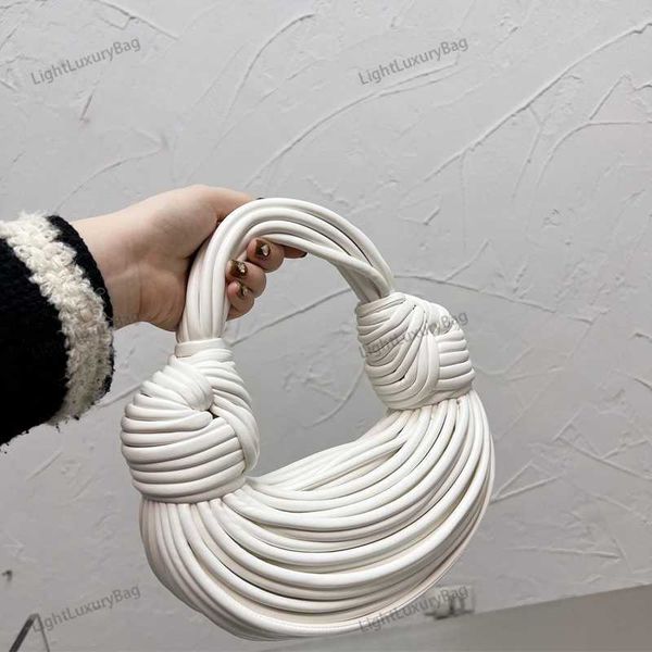 5a shoulder bag fashion noodle shape designer leather wallet quality crossbody for women classic famous brand shopping purses 220302
5a shoulder bag fashion noodle shape designer leather wallet quality crossbody for women classic famous brand shopping purses 220302
