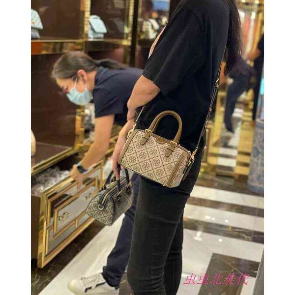 tory tote bag tb handbag luxury capacity torrys shoulder packs burchs messenger bags crossbody tbs ladies shopping handbags zhouzhoubao123 3
tory tote bag tb handbag luxury capacity torrys shoulder packs burchs messenger bags crossbody tbs ladies shopping handbags zhouzhoubao123 3