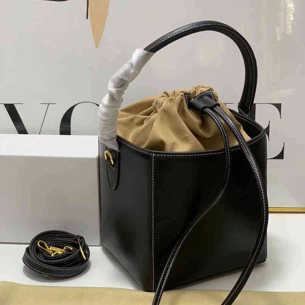 designer luxury women the tote bag fashion versatile handbags shoulder crossbody bags purse tories totes large capacity saddle wallets 7a r
designer luxury women the tote bag fashion versatile handbags shoulder crossbody bags purse tories totes large capacity saddle wallets 7a r
