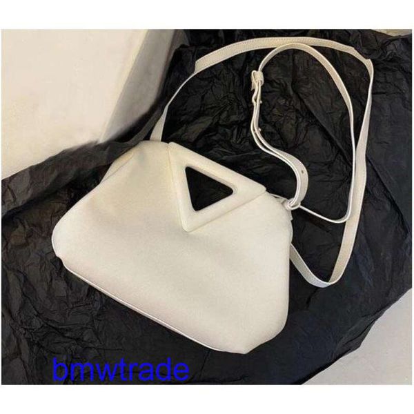 bottegas bag point bags bottegas hands venetas price triangle hand crossbody with the brand 2023 new leather inve oans 55xi 43fa
bottegas bag point bags bottegas hands venetas price triangle hand crossbody with the brand 2023 new leather inve oans 55xi 43fa