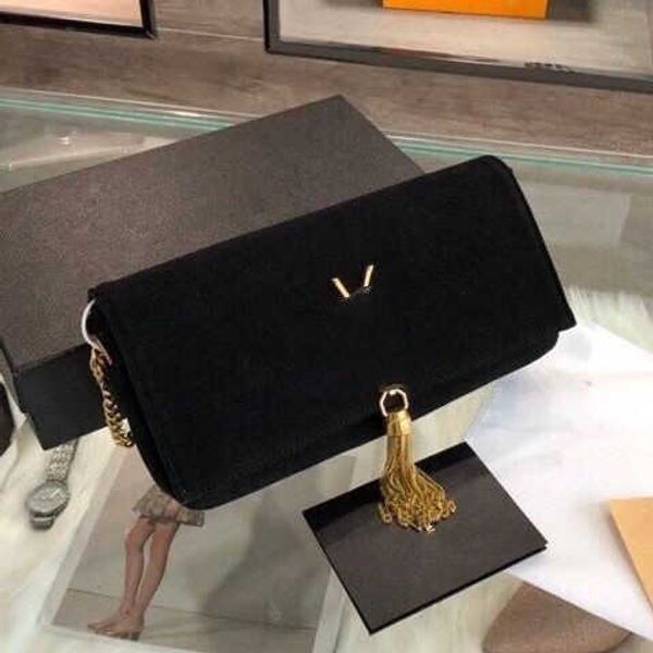 designer bags 22 new deer veet texture luxury handbags chain armpit shoulder strap as hand with the original box size 2613 tote factory dire
designer bags 22 new deer veet texture luxury handbags chain armpit shoulder strap as hand with the original box size 2613 tote factory dire