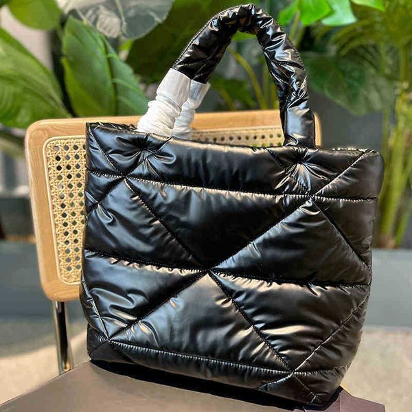 designer luxury women the tote bag fashion versatile handbags shoulder crossbody bags purse telfars totes large capacity saddle wallets 7a 9
designer luxury women the tote bag fashion versatile handbags shoulder crossbody bags purse telfars totes large capacity saddle wallets 7a 9