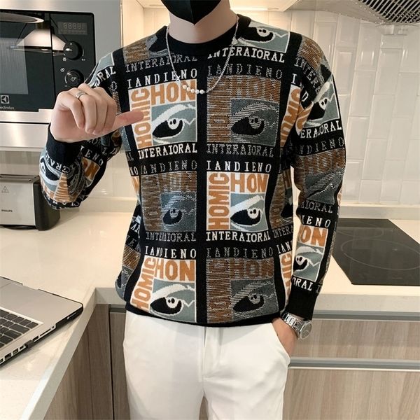 men's sweaters autumn for men knitted round neck korean style fashion letter stitching mens pullover pull homme 220927, White;black 
men's sweaters autumn for men knitted round neck korean style fashion letter stitching mens pullover pull homme 220927, White;black