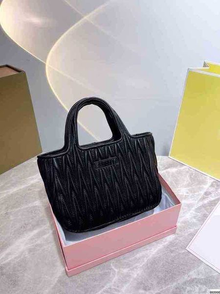 miu zhouzhoubao123 miu everfuull pm mm gm designer bags tote bag handbag crossbody shoulder bag card holder fanny packs 5xvf 748v
miu zhouzhoubao123 miu everfuull pm mm gm designer bags tote bag handbag crossbody shoulder bag card holder fanny packs 5xvf 748v