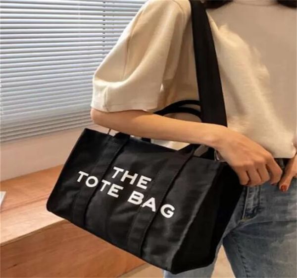 fashion luxury designers evening bag handbags with logo large capacity shoulder for women wallets letter printed tote bag canvas totes purse
fashion luxury designers evening bag handbags with logo large capacity shoulder for women wallets letter printed tote bag canvas totes purse