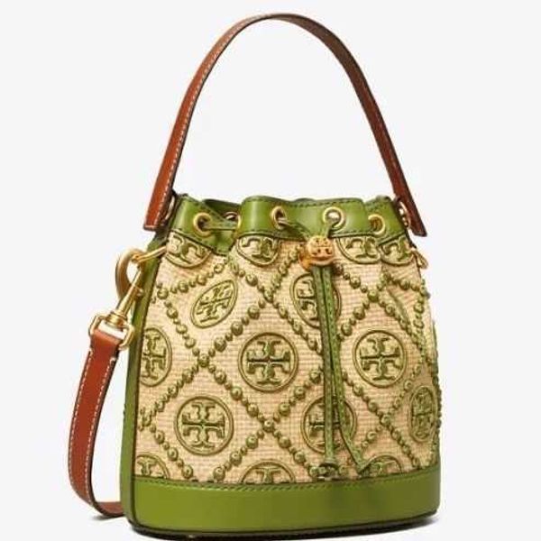 luxury designers handbags purses tary burchss bag women tote brand letter embossing genuine leather tb shoulder bags retro style printed col
luxury designers handbags purses tary burchss bag women tote brand letter embossing genuine leather tb shoulder bags retro style printed col