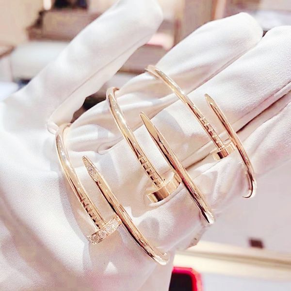 18k gold nail bracelet fashion designer ladies bangle men and women valentine's day wedding gift 316l stainless steel jewelry, Black
18k gold nail bracelet fashion designer ladies bangle men and women valentine's day wedding gift 316l stainless steel jewelry, Black