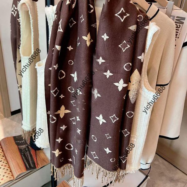 luxury winter cashmere v scarf women 2022 design warm pashmina blanket horse scarves female shawl wraps thick foulard bufanda, Blue;gray
luxury winter cashmere v scarf women 2022 design warm pashmina blanket horse scarves female shawl wraps thick foulard bufanda, Blue;gray