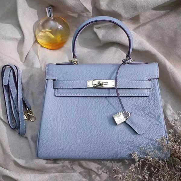 designer handbag women bags new lychee kaili leather fashion trend one shoulder messenger head lady's hand
designer handbag women bags new lychee kaili leather fashion trend one shoulder messenger head lady's hand