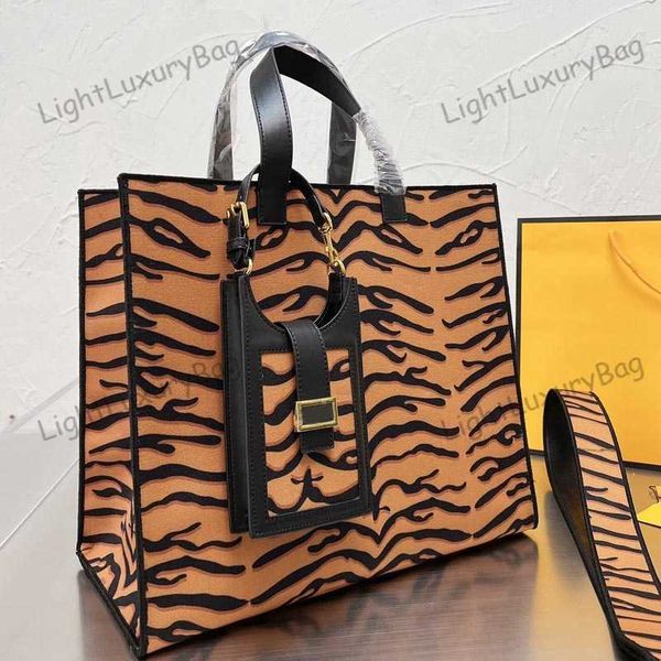 high capacity shoulder bag designer leather light luxury wallet for women classic famous brand shopping purses 220202
high capacity shoulder bag designer leather light luxury wallet for women classic famous brand shopping purses 220202