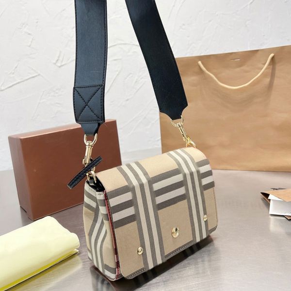 flap crossbody bag rivet canvas messenger shoulder bags letter printing removable leather strap women handbag purse gold hardware
flap crossbody bag rivet canvas messenger shoulder bags letter printing removable leather strap women handbag purse gold hardware