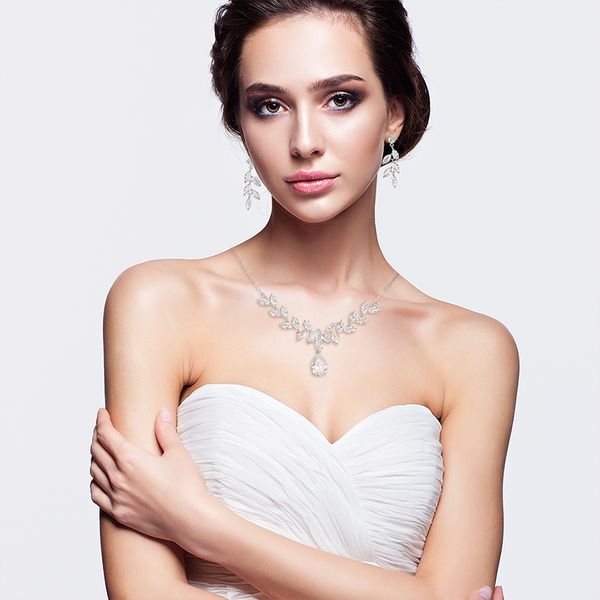 fashion crystal bride jewelry set for women classic silver-plated weeding dress banquet necklace earrings set luxury accessories, Slivery;golden
fashion crystal bride jewelry set for women classic silver-plated weeding dress banquet necklace earrings set luxury accessories, Slivery;golden