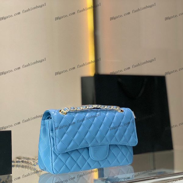 vintage ccity luxury designer women bag diamond lattice caviar calfskin leather buckle fashion classic flap shoulder bag crossbody adjustabl
vintage ccity luxury designer women bag diamond lattice caviar calfskin leather buckle fashion classic flap shoulder bag crossbody adjustabl