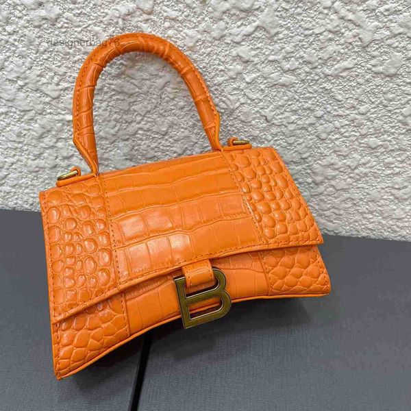 leather home 2022 b designer hourglass bags one shoulder bbalencaig'as diagonal hand fashion crocodile pattern versatile messenger wome
leather home 2022 b designer hourglass bags one shoulder bbalencaig'as diagonal hand fashion crocodile pattern versatile messenger wome