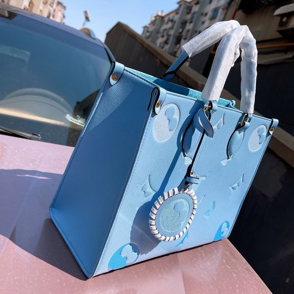 luxurys designers bags women totes shoulder bag leather alphabet design sky blue messenger bags classic style handbag lady handbags purse wa
luxurys designers bags women totes shoulder bag leather alphabet design sky blue messenger bags classic style handbag lady handbags purse wa